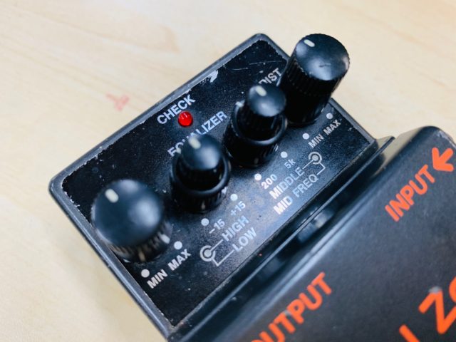 【レビュー】BOSSのコンパクトエフェクター史上最も売れた歪み系ペダル！BOSS MT-2 メタルゾーン