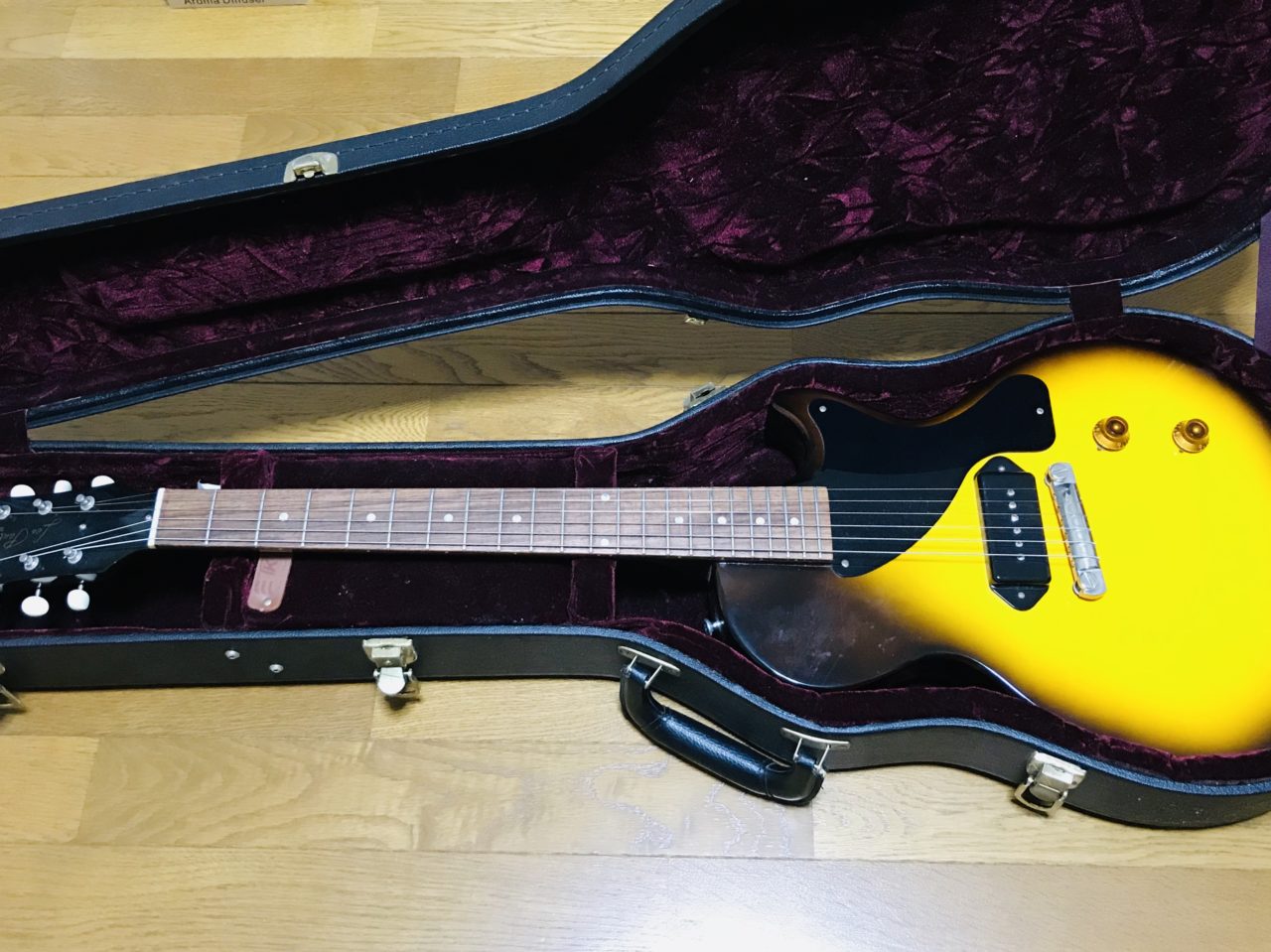 【レビュー】最もシンプルなエレキギター？Gibson Les Paul Jr（レスポールジュニア）