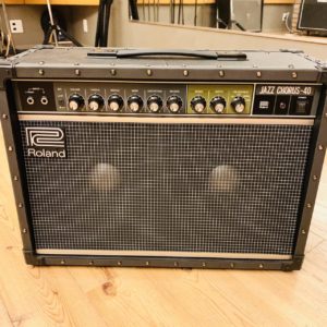 【レビュー】自宅の練習用アンプとして「Roland JC-40」を購入しました。