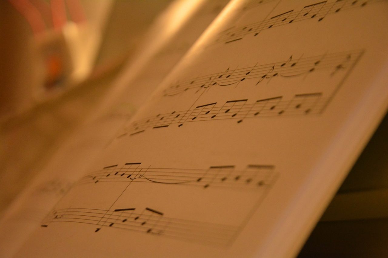 バンドマンにも音楽理論って必要？ギターでの作曲に必要な理論を簡単に紹介するよ