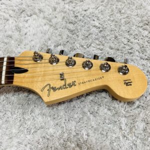 【ギターのペグ交換】ストラトにFender純正のロック式ペグを取り付けてみた