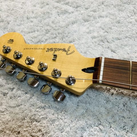 純正最安 Fender japan st-Champ EMG搭載 ロックペグ交換 エレキギター