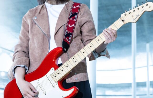 Fenderの公式オンラインショップで限定モデルのギターが売られている件